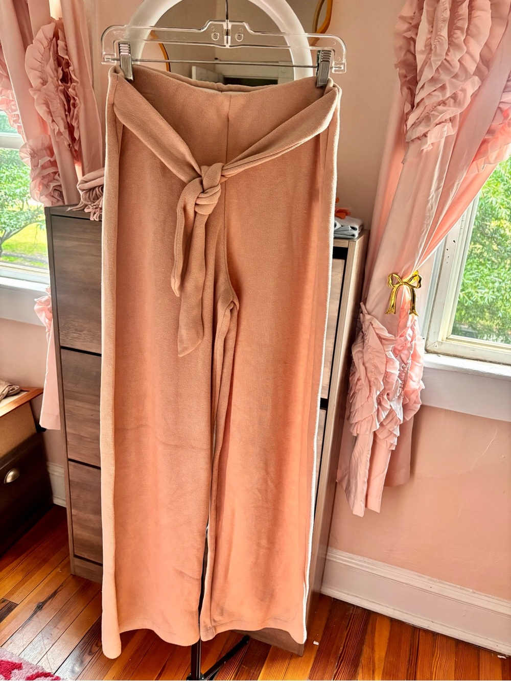 Zara Blush Wide-Leg Tie-Waist Pants M